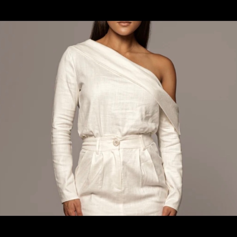 IVORY ONE SHOULDER LINEN BODYSUIT